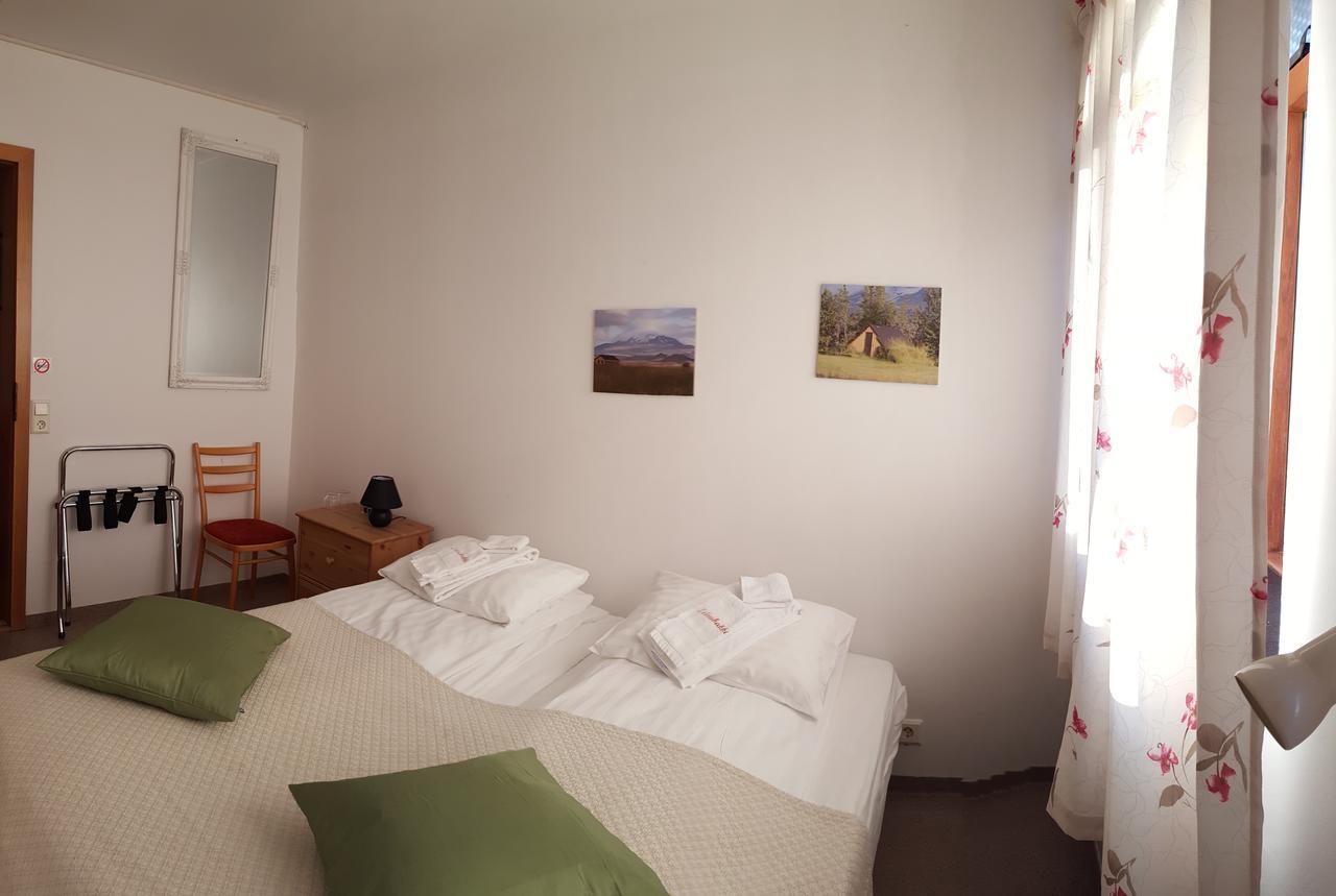 Guesthouse Leirubakki Asolfsstathir Luaran gambar